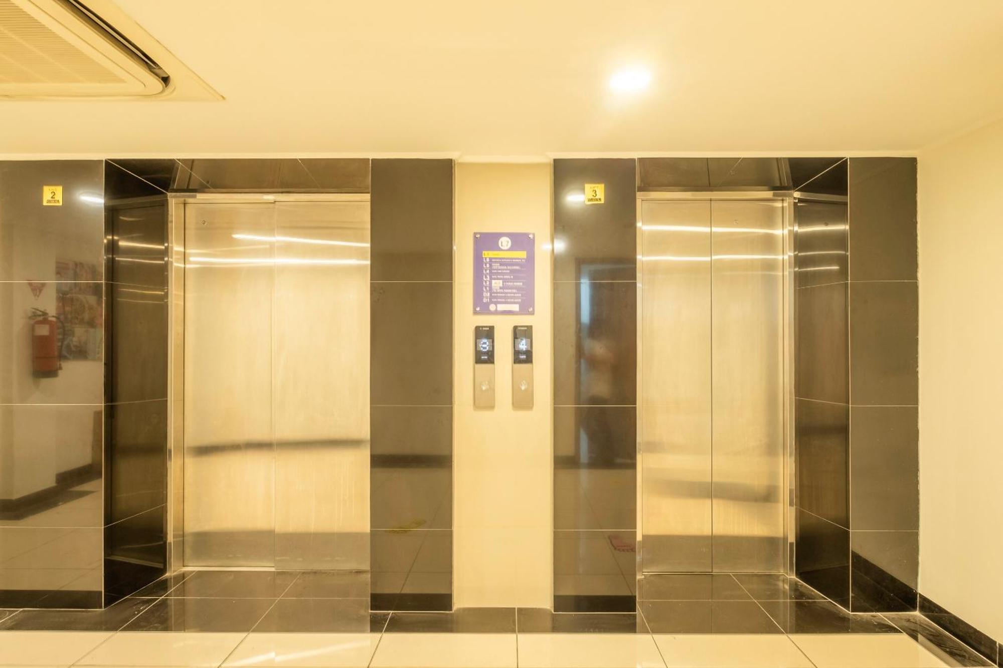 Super Oyo Collection O Hotel Pasar Baru Heritage Bandung Zewnętrze zdjęcie