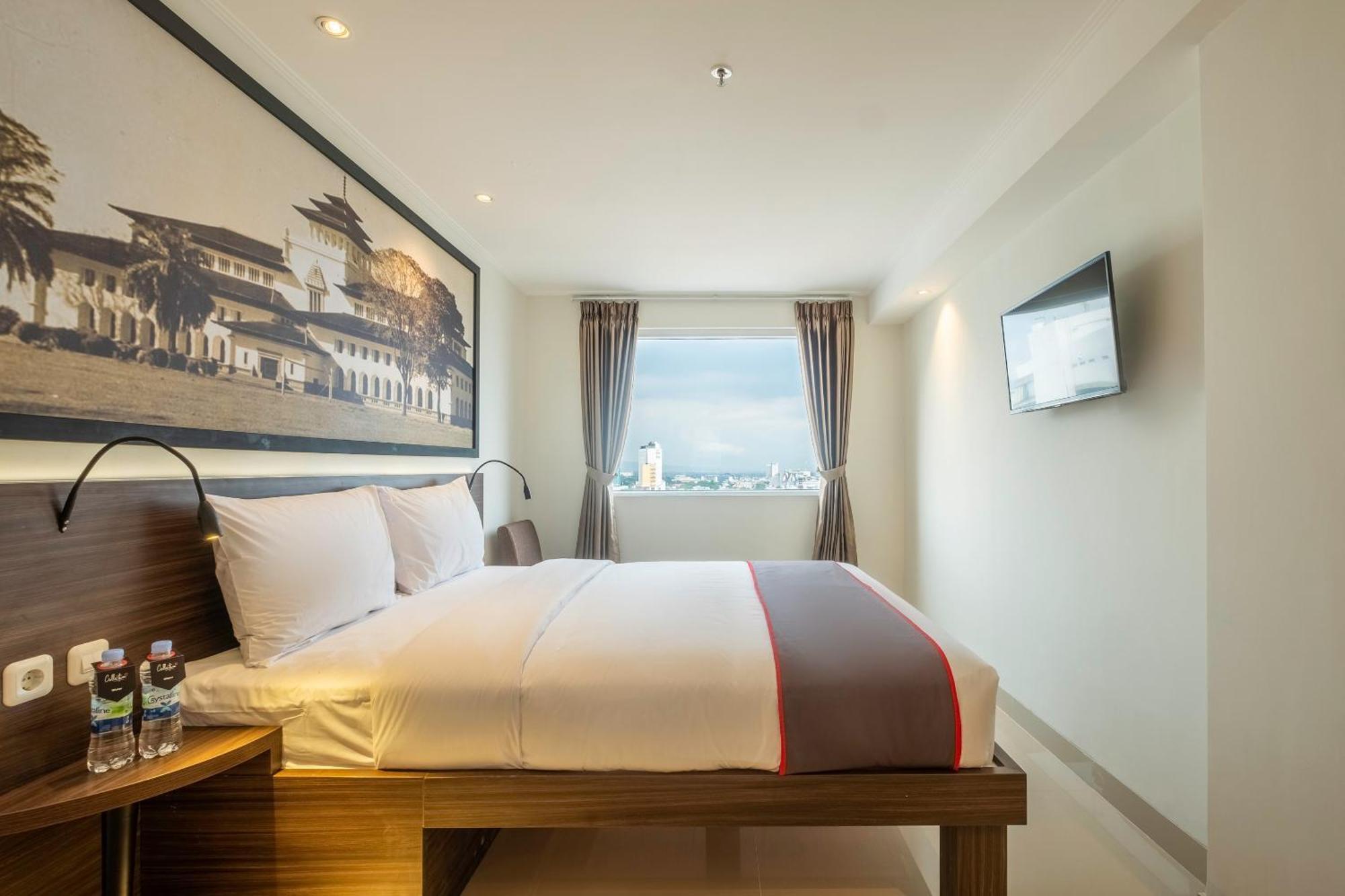 Super Oyo Collection O Hotel Pasar Baru Heritage Bandung Zewnętrze zdjęcie