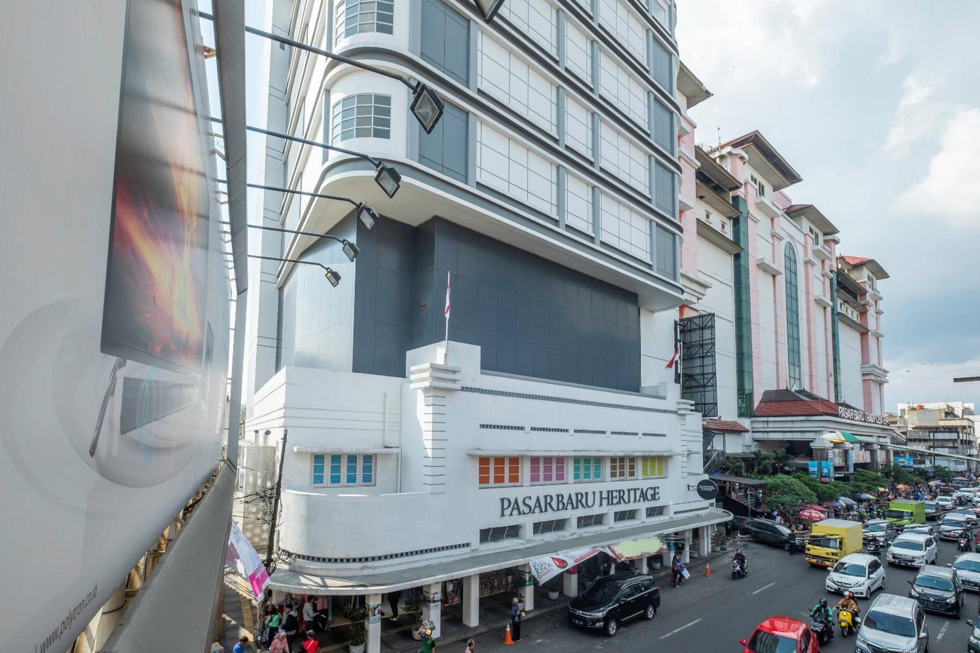 Super Oyo Collection O Hotel Pasar Baru Heritage Bandung Zewnętrze zdjęcie